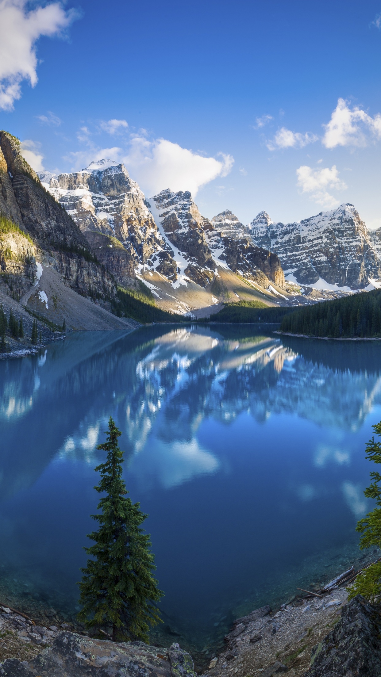 Moraine Lake 4K Wallpaper, Banff National Park, Mountains